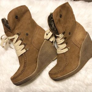 Mossimo suede wedge boots